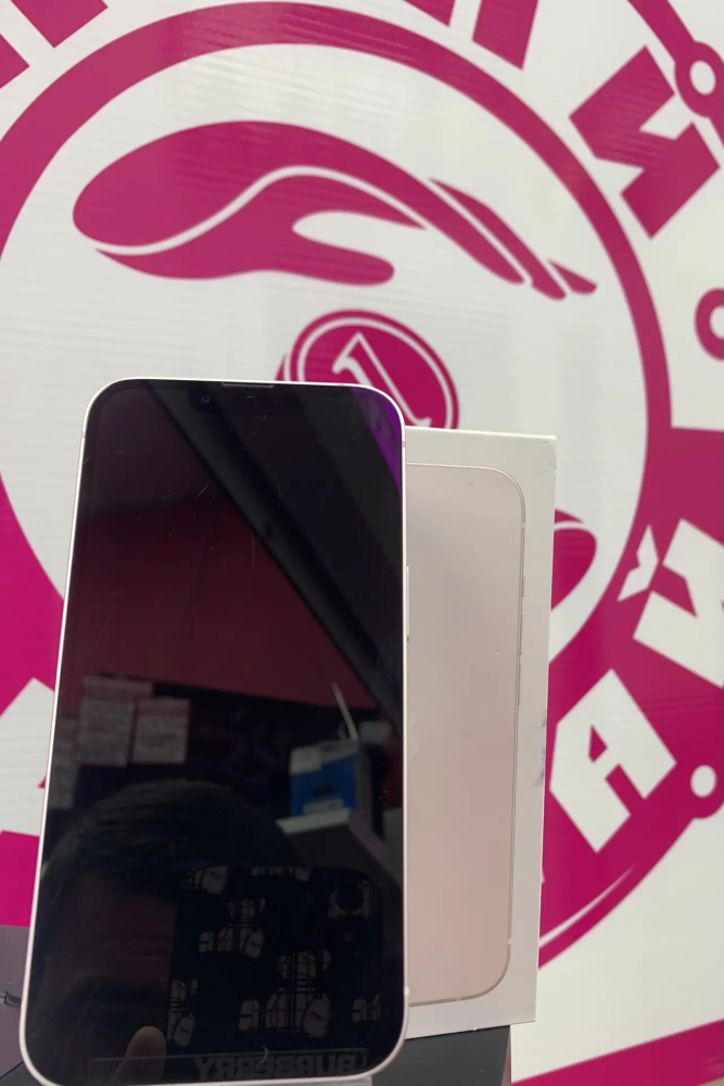 Смартфон iPhone 13 128 Gb