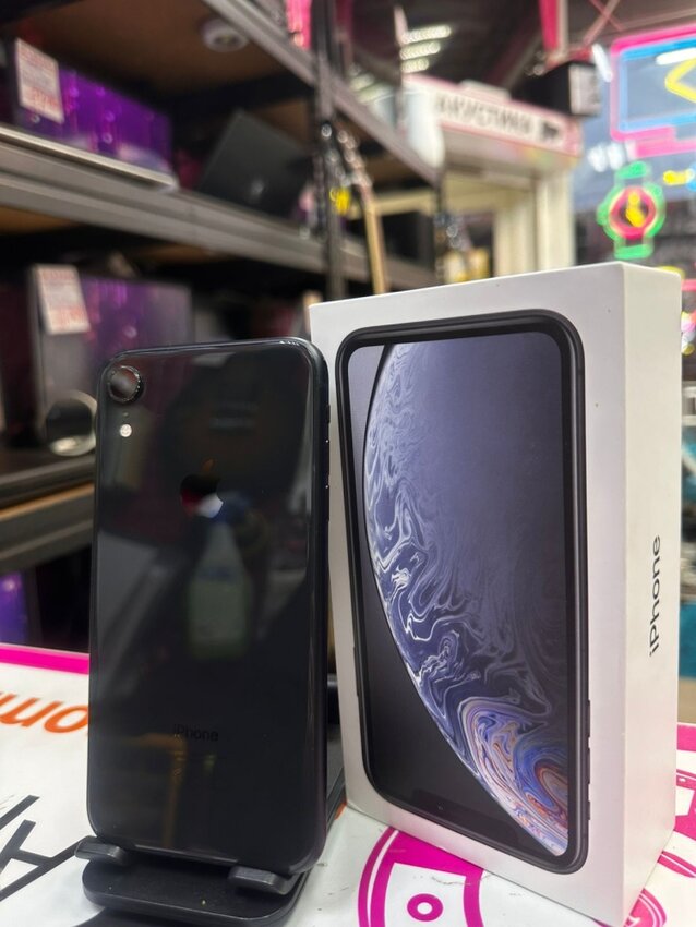 Смартфон iPhone XR 128 Gb 76%