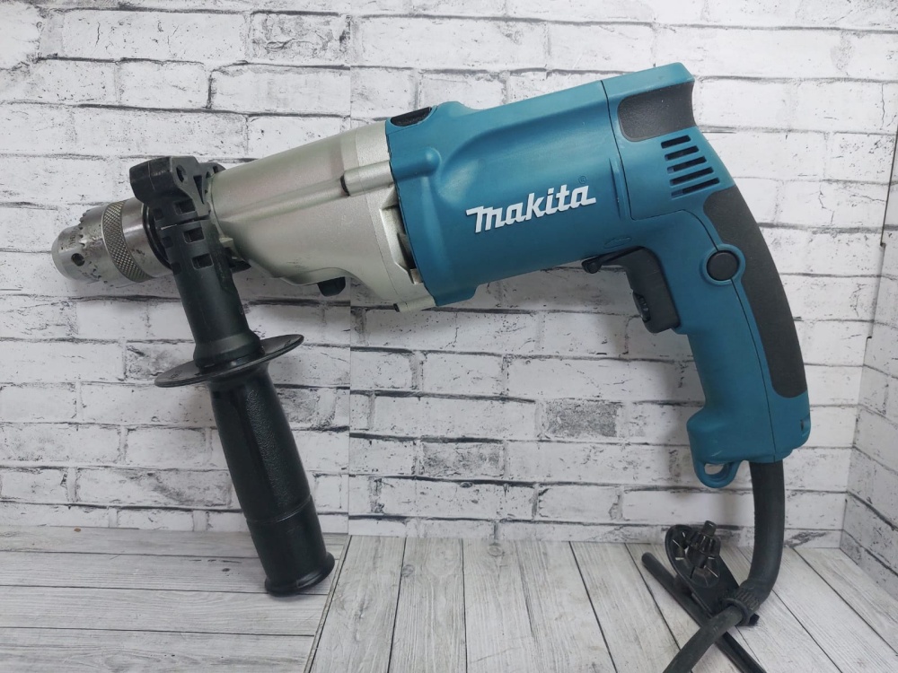 Дрель Makita HP2050
