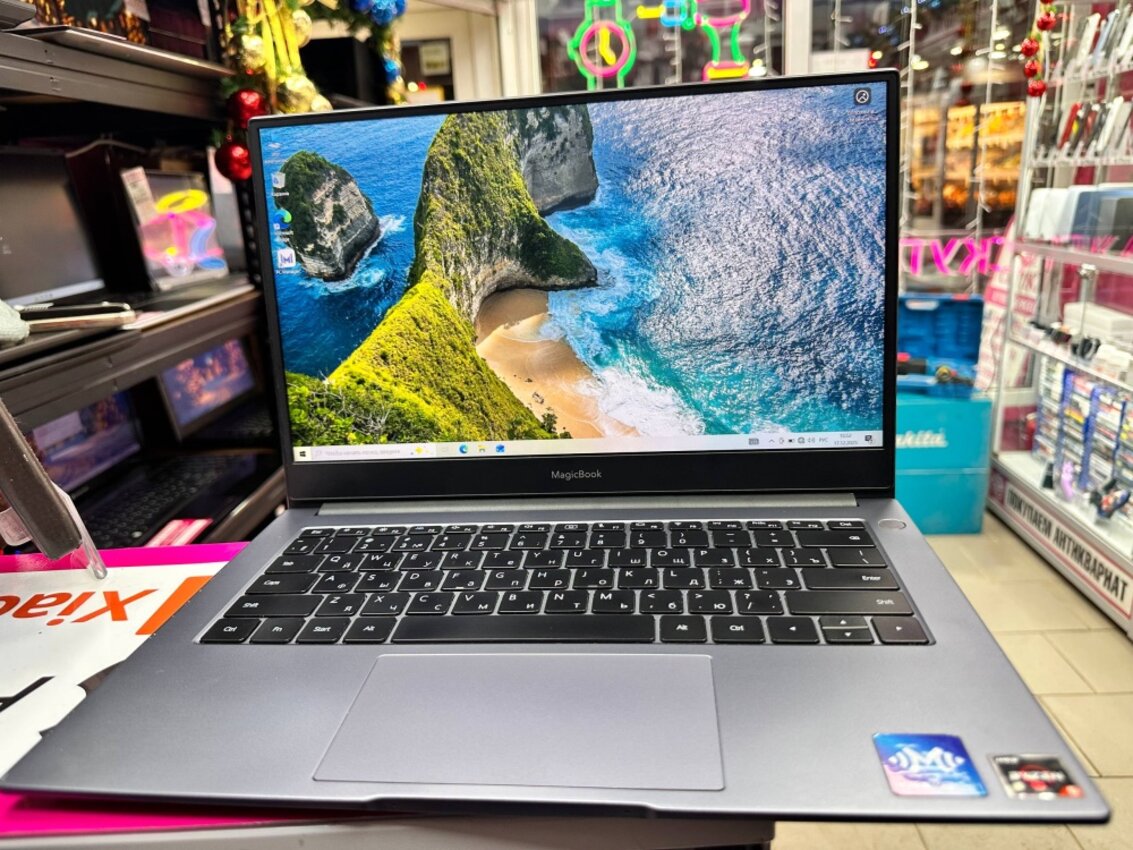 Ноутбук Honor Magicbook 14 ryzen5-3500u\8\ssd256