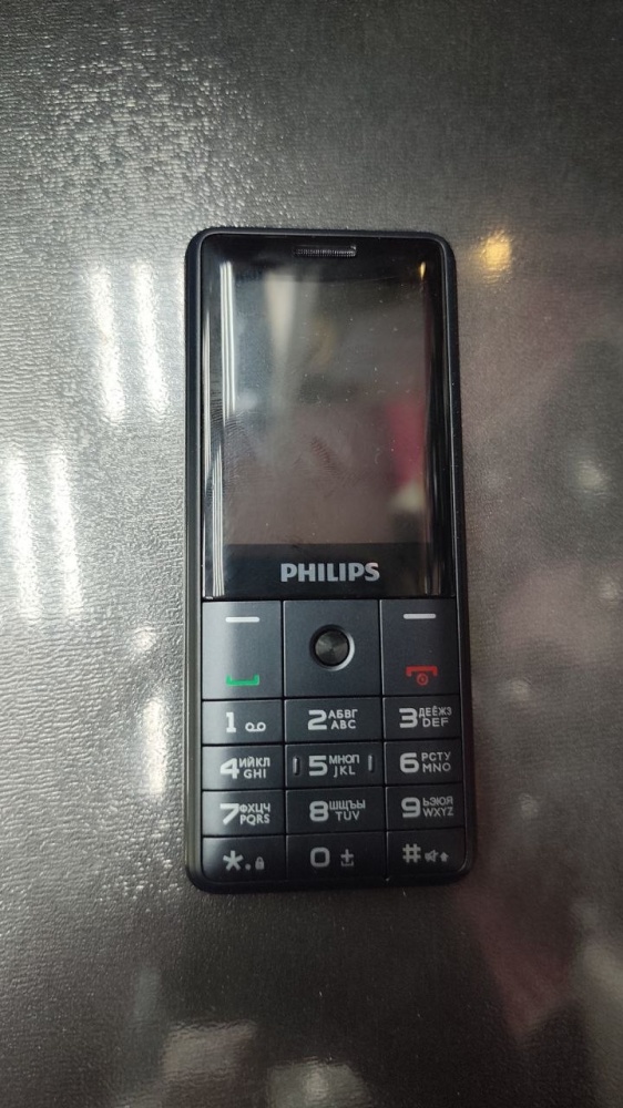 Мобильный телефон Philips