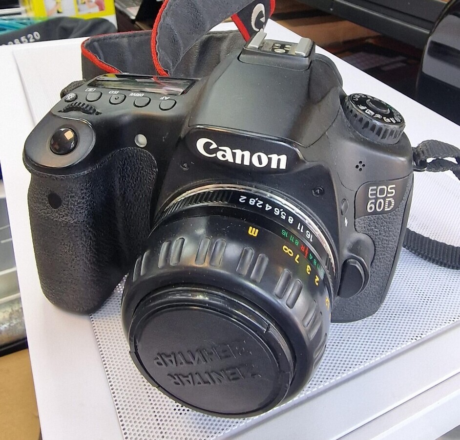 Фотоаппарат Canon EOS 60D