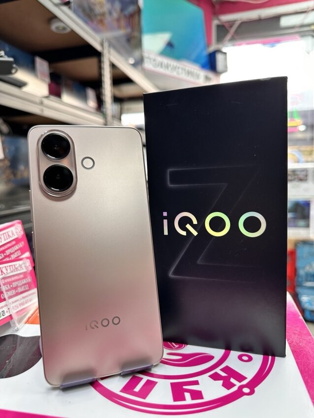 Смартфон Vivo IQOO Z10R 12\512