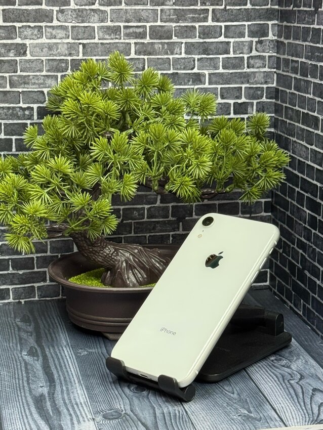 Смартфон iPhone XR 128 Gb акб-