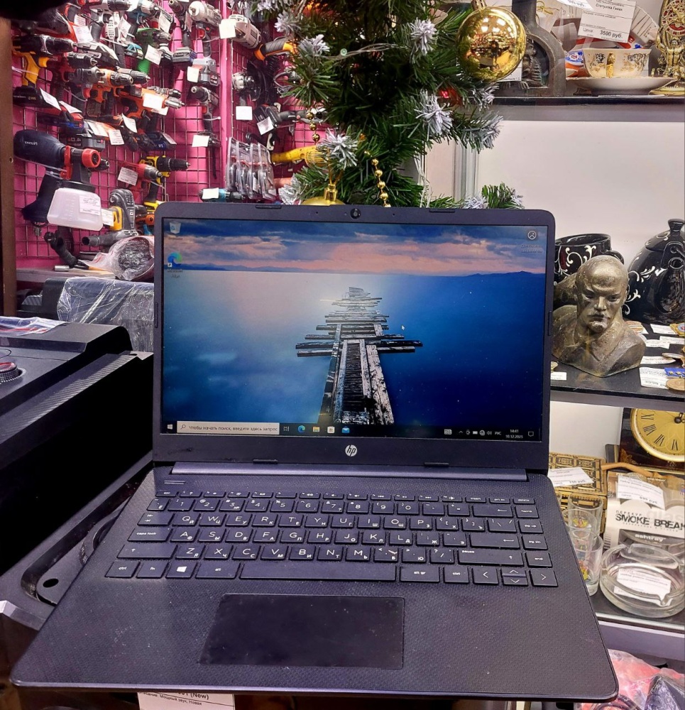 Ноутбук HP athlon gold/16/256